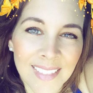 Meet your Posher, Adrienna